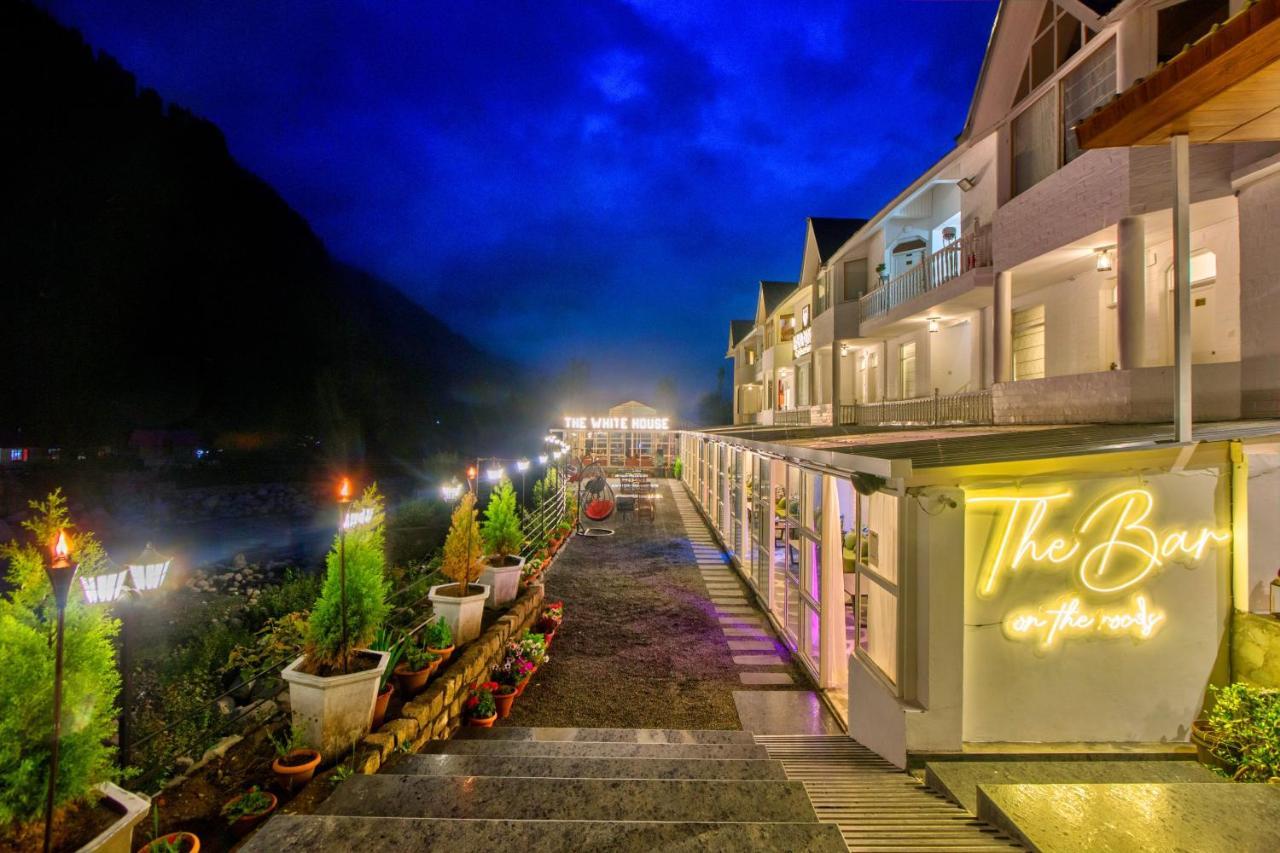 Paradise-The Whitehouse Cafe Manali  Exterior photo