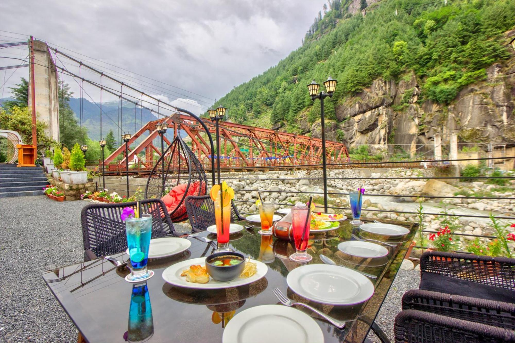 Paradise-The Whitehouse Cafe Manali  Exterior photo
